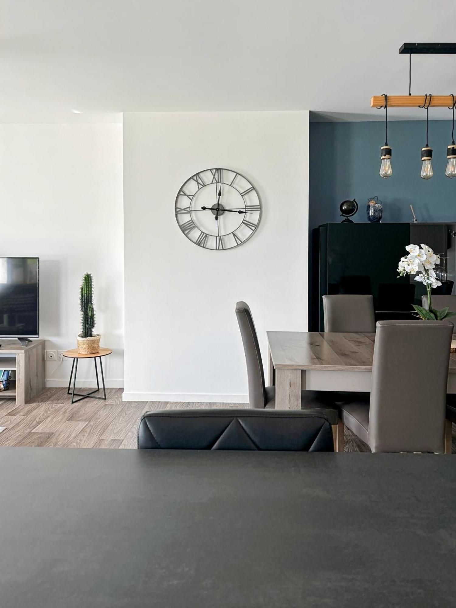 Lovely Apartment Disneyland Paris - Rentaway Bnb Montevrain Bagian luar foto